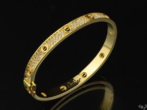 cartier-bracelets-114316